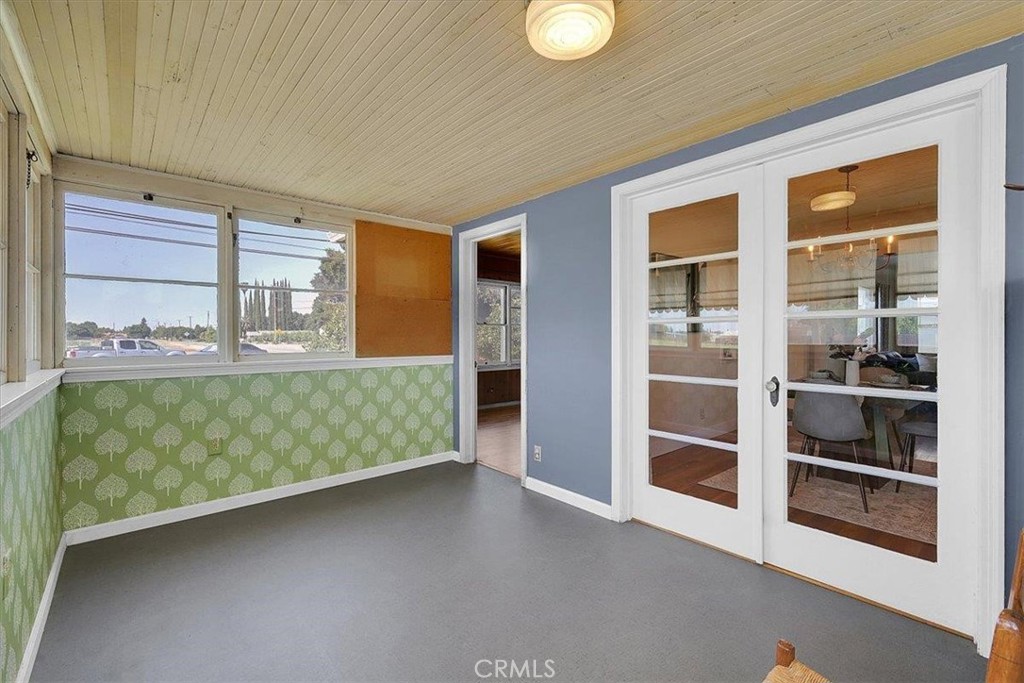 1102 1112 Barry Road Property Photo 26