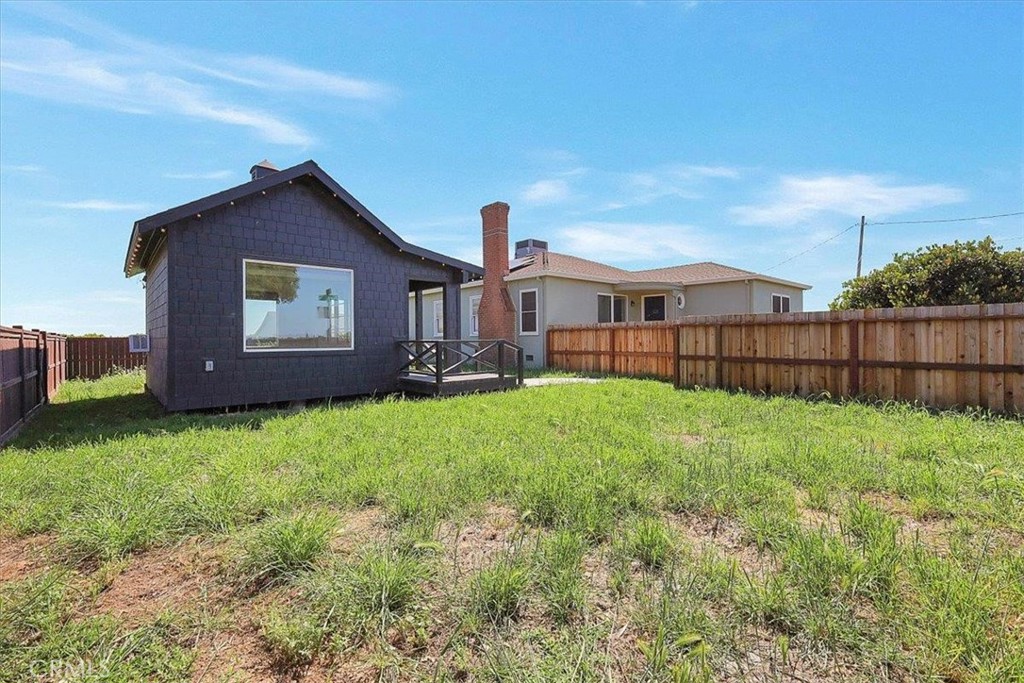 1102 1112 Barry Road Property Photo 28