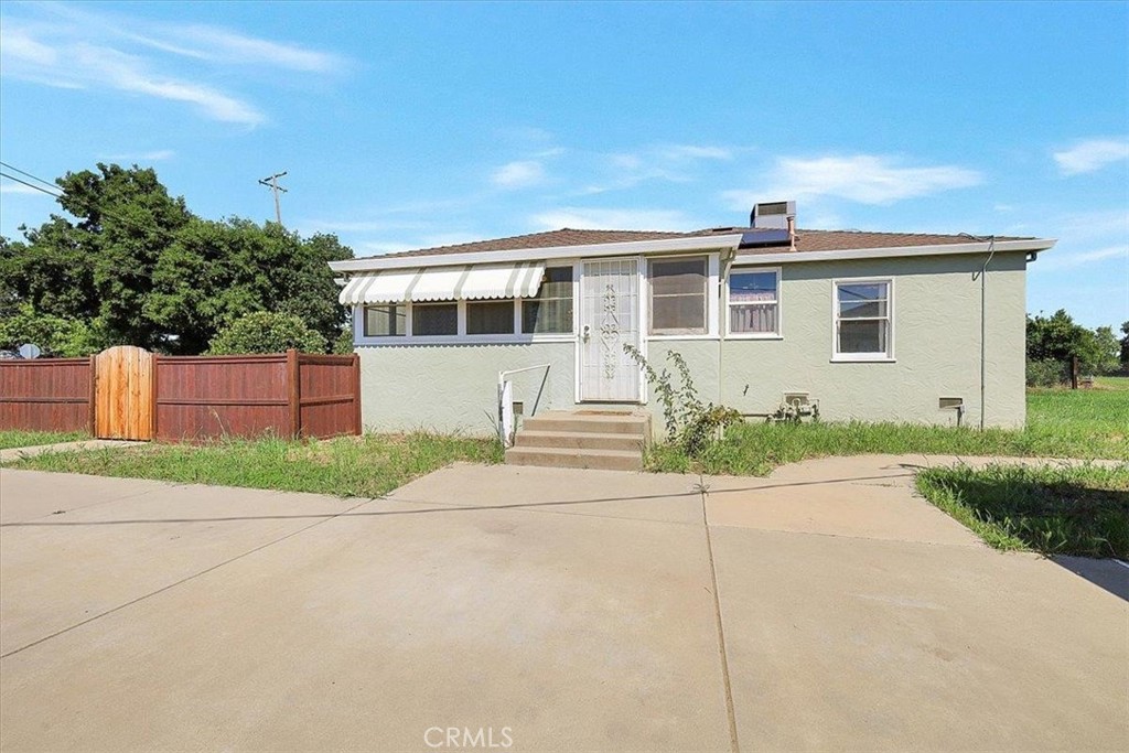 1102 1112 Barry Road Property Photo 40
