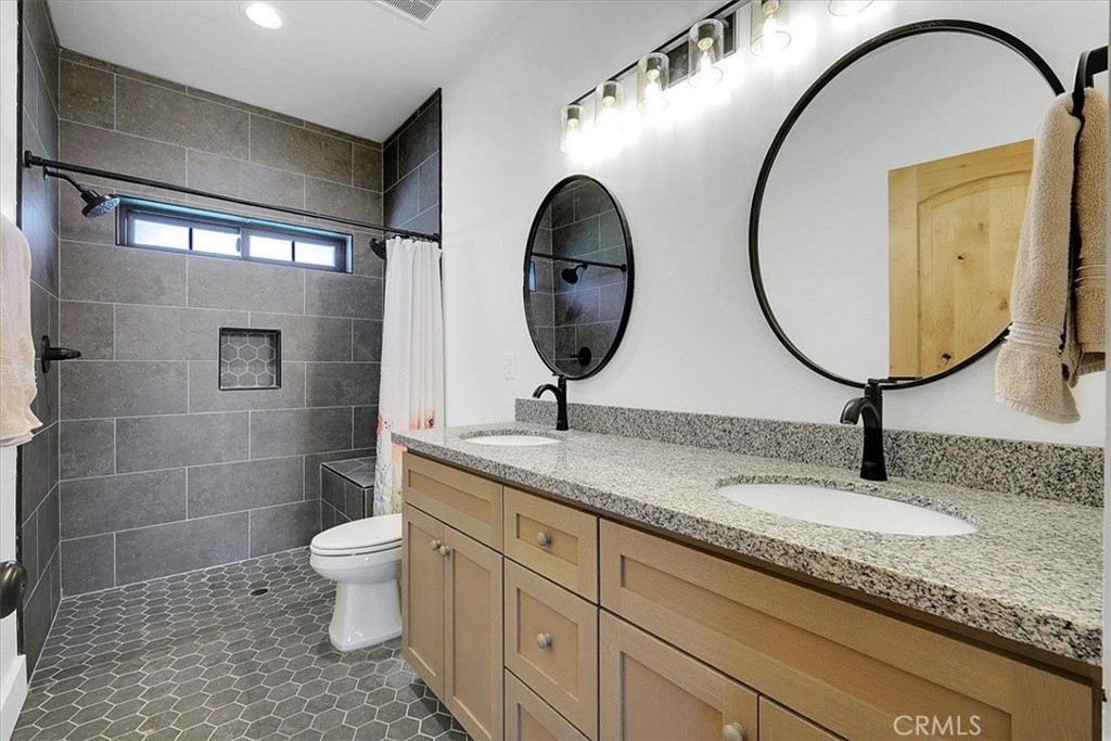 1102 1112 Barry Road Property Photo 58