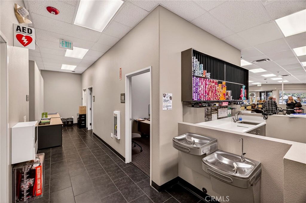2201 Pillsbury 60/70 Property Photo 22