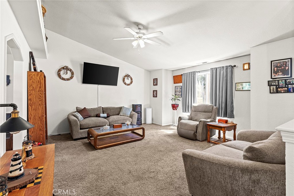 6122 Dana Circle Property Photo 2