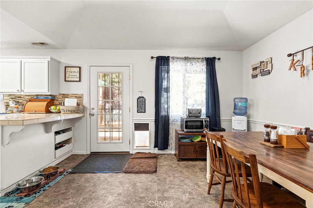 6122 Dana Circle Property Photo 15