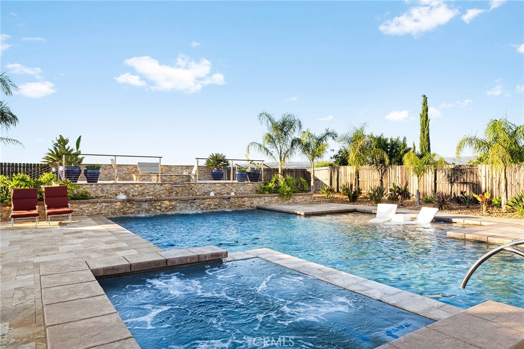 3147 Rae Creek Drive Property Photo 4