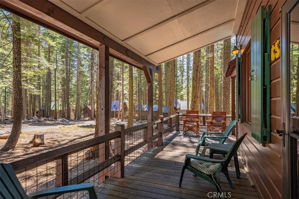 18129 Elm Way Property Photo 16