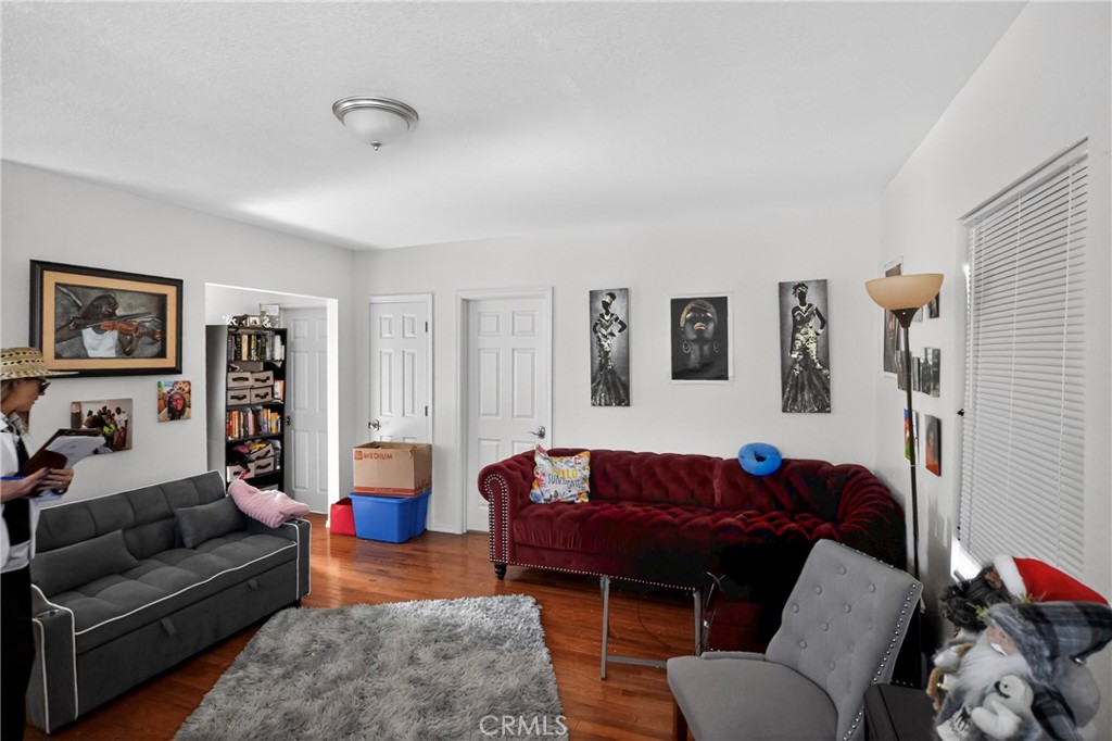 709 Lane St Property Photo 18