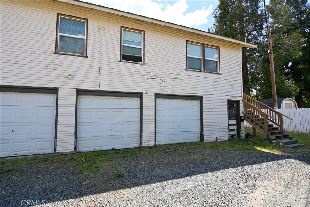 709 Lane St Property Photo 31