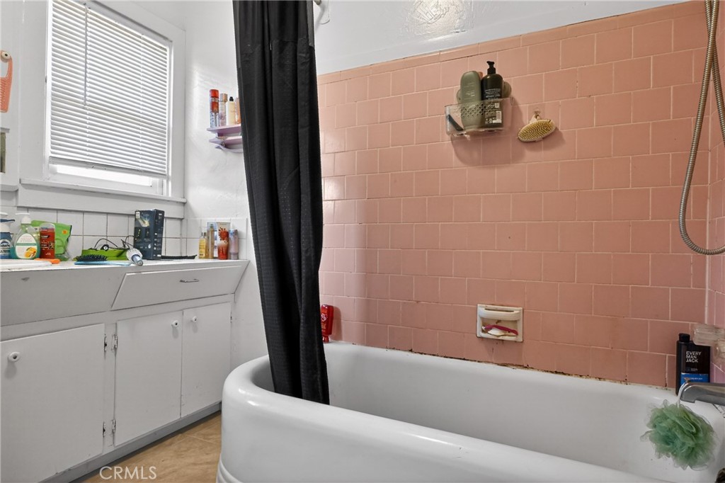 709 Lane St Property Photo 39