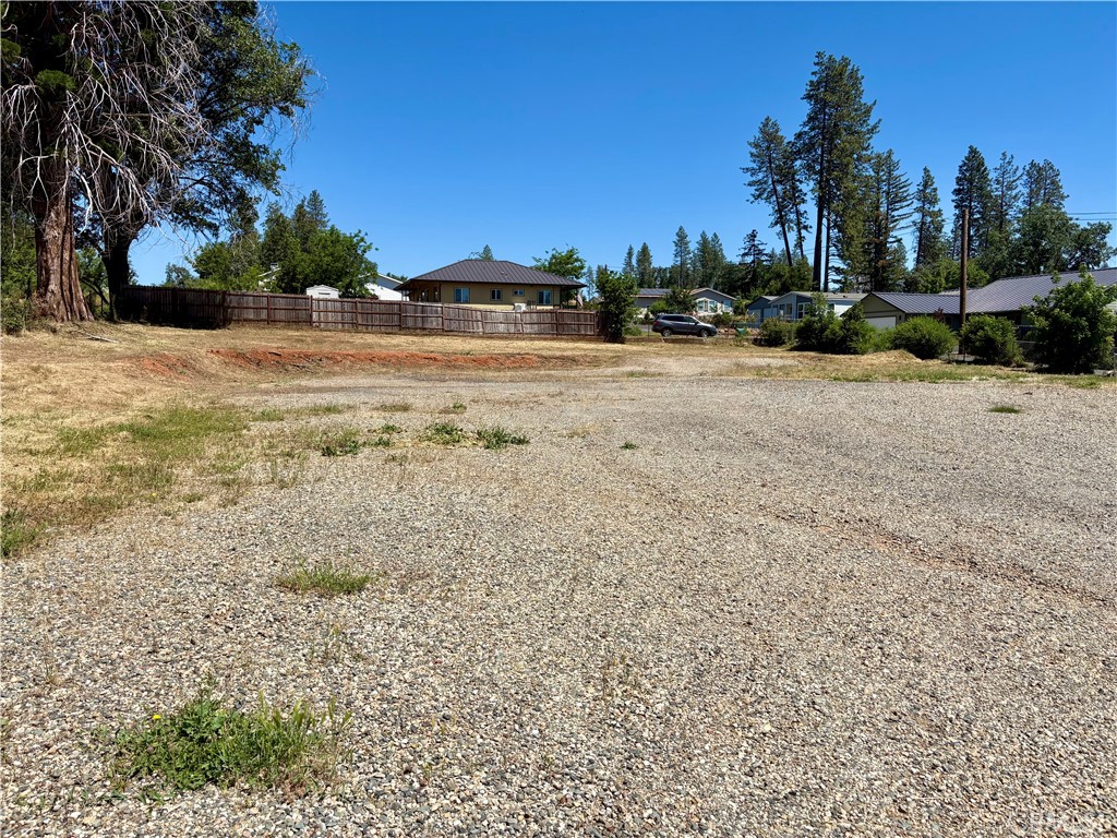 1123 Bille Property Photo 8