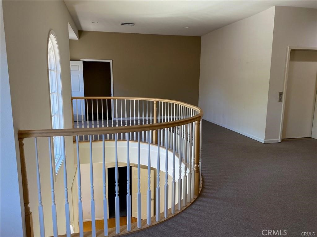 80 Independence Circle 200 Property Photo 6