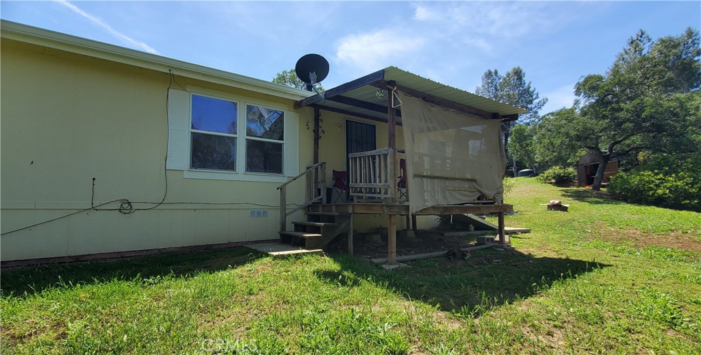 16080 Oakridge Property Photo 2
