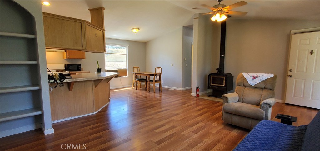16080 Oakridge Property Photo 14