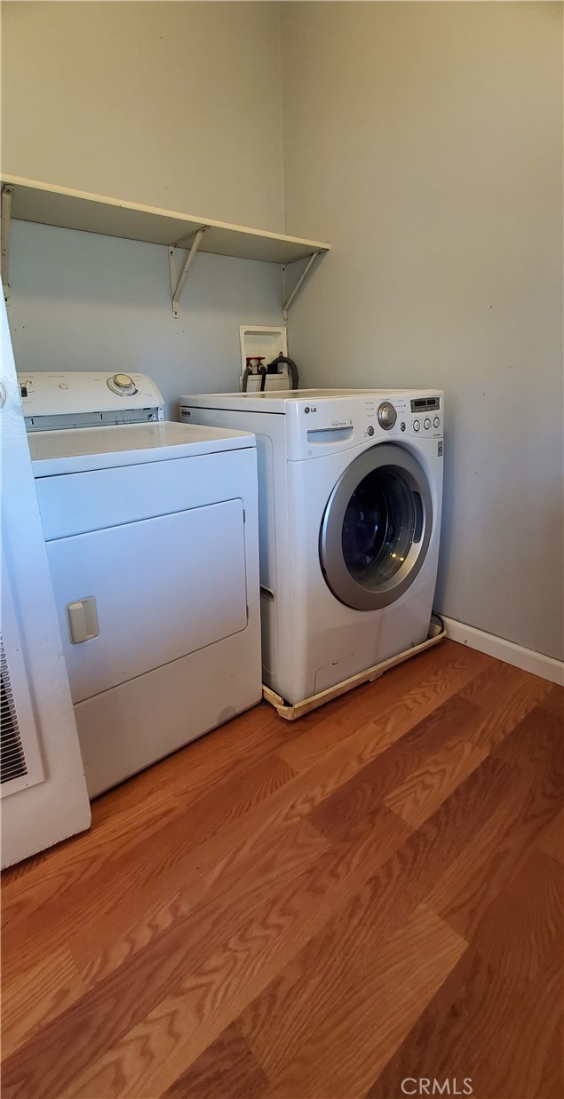 16080 Oakridge Property Photo 21