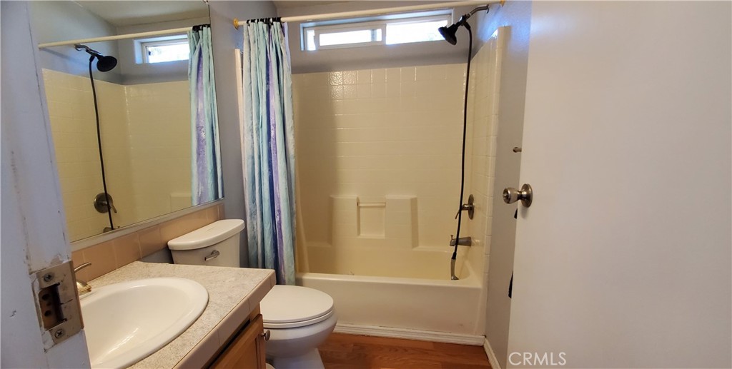 16080 Oakridge Property Photo 23