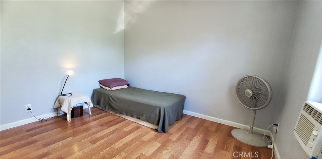 16080 Oakridge Property Photo 25