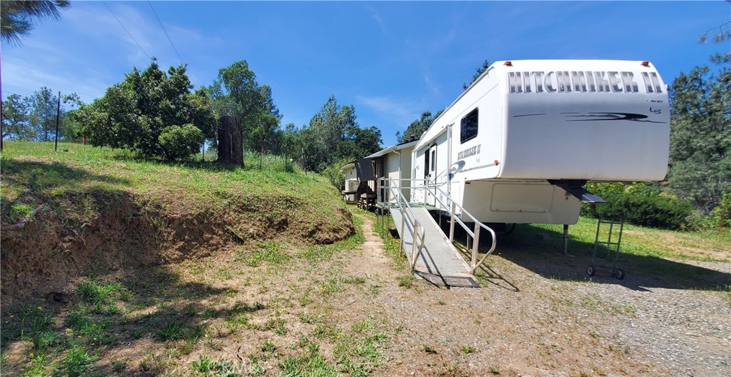 16080 Oakridge Property Photo 34
