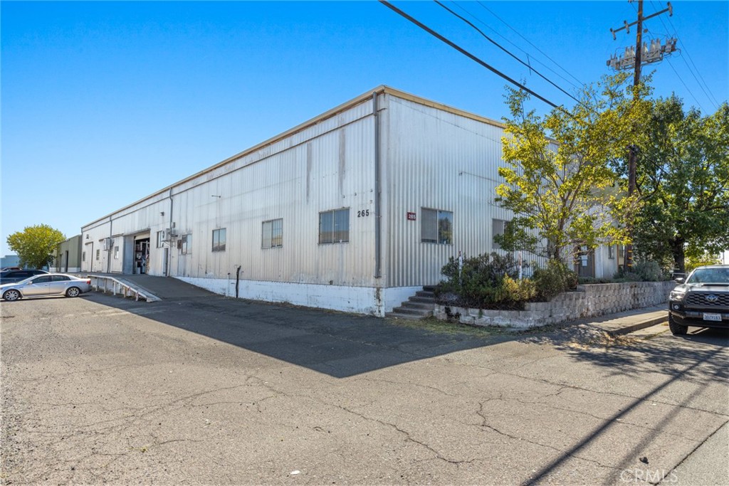 265 Boeing Avenue Property Photo 1