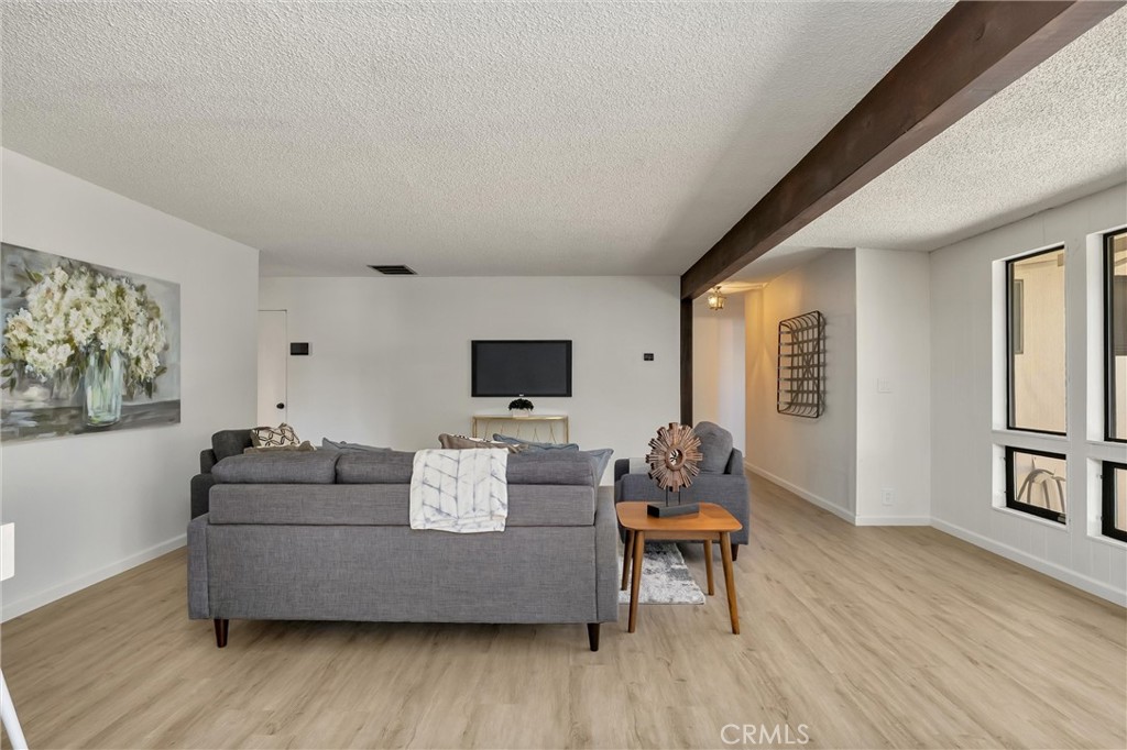 480 Redwood Way Property Photo 14