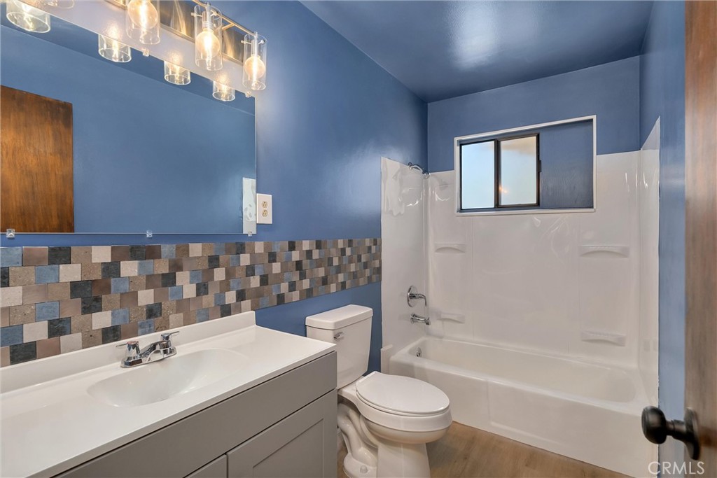 480 Redwood Way Property Photo 27