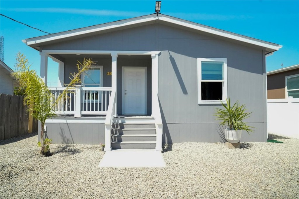 643 5th Street Property Photo 1