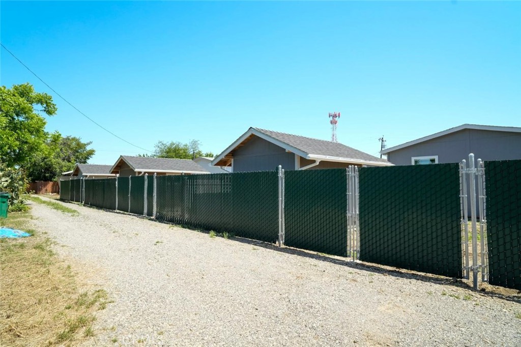 643 5th Street Property Photo 24