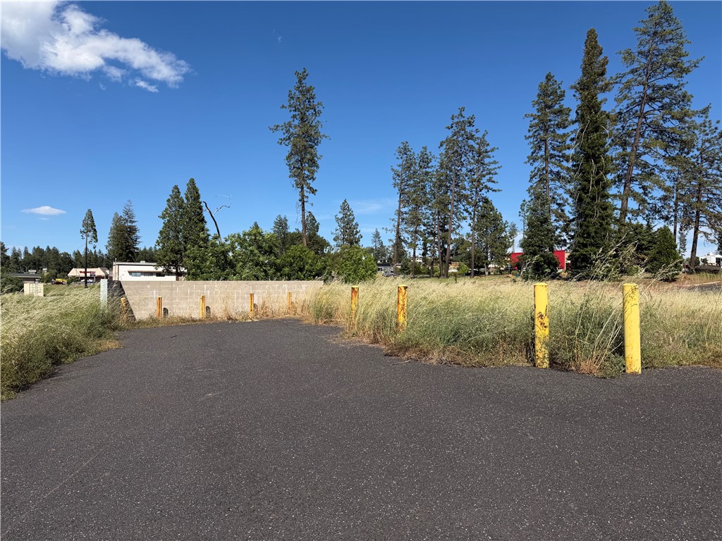 7337 Skyway Property Photo 9