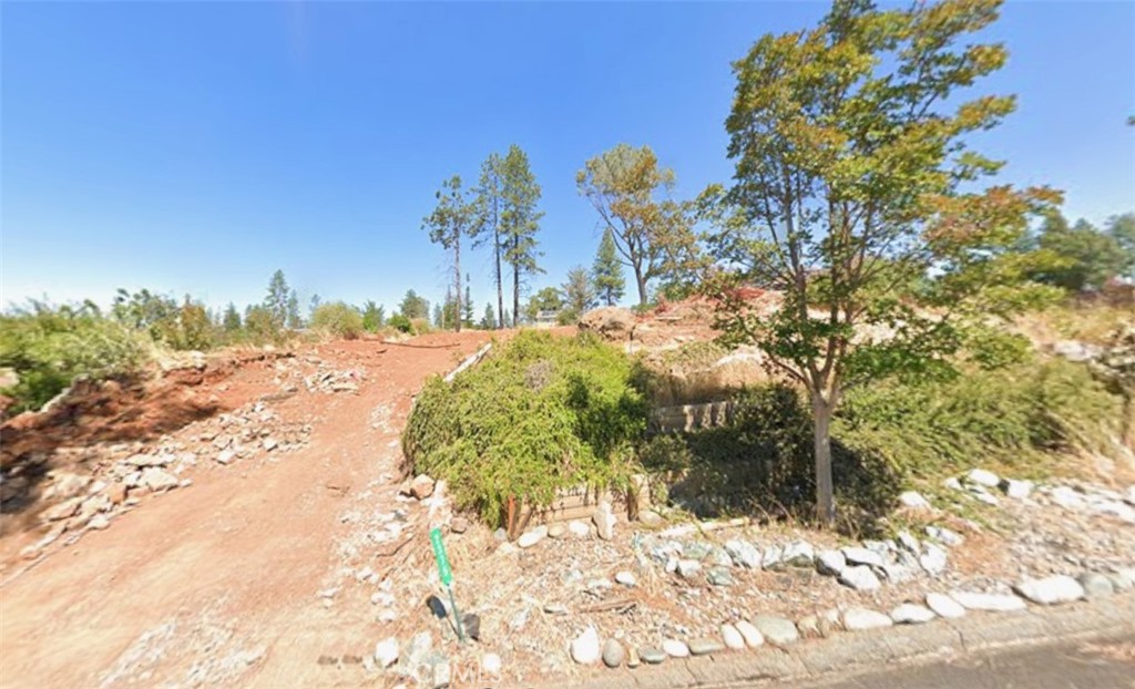 2375 Clearview Property Photo 2