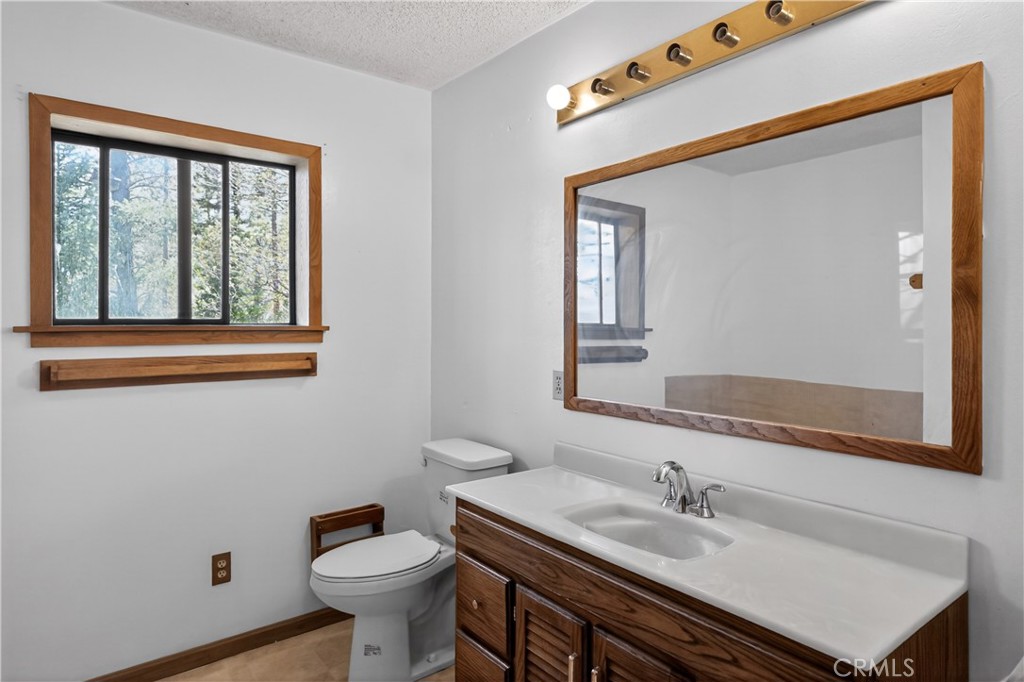 15640 Quartz Valley Dr. Drive Property Photo 25