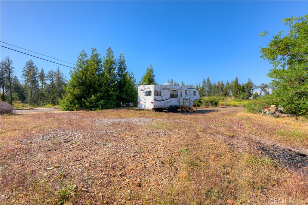 13828 Andover Property Photo 3
