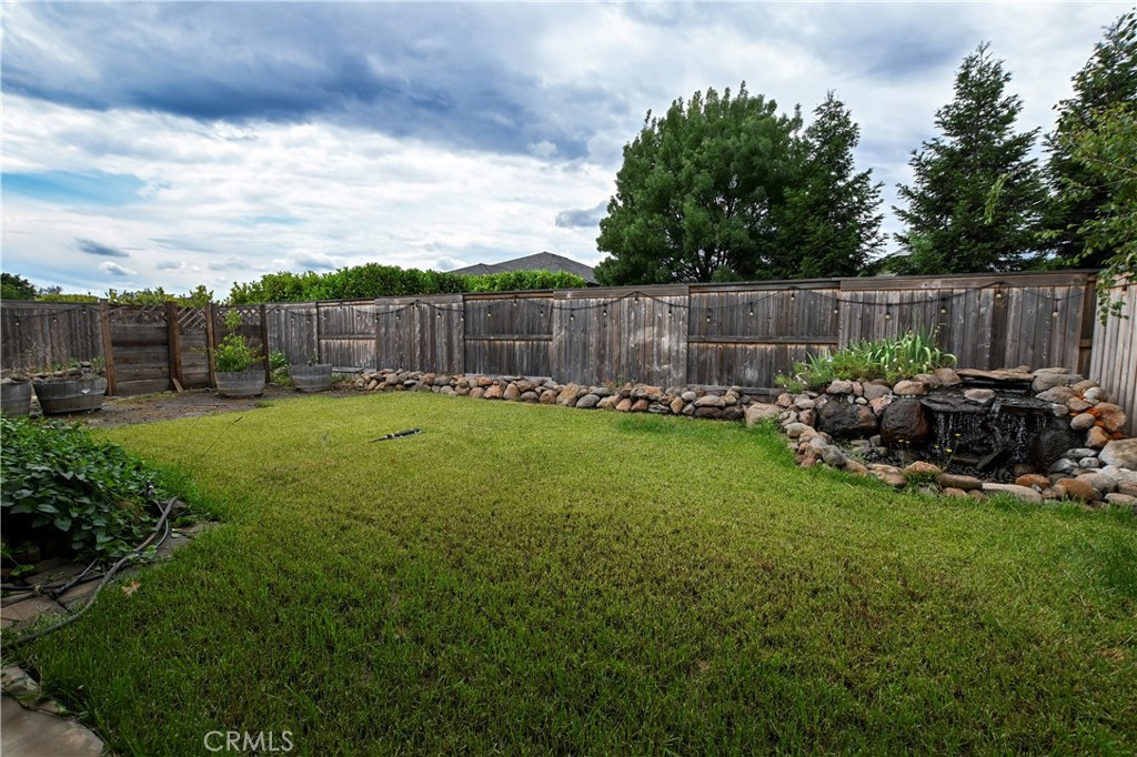 1654 Desert Spring Property Photo 5