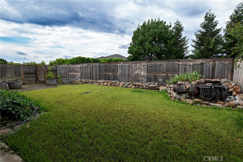 1654 Desert Spring Property Photo 5