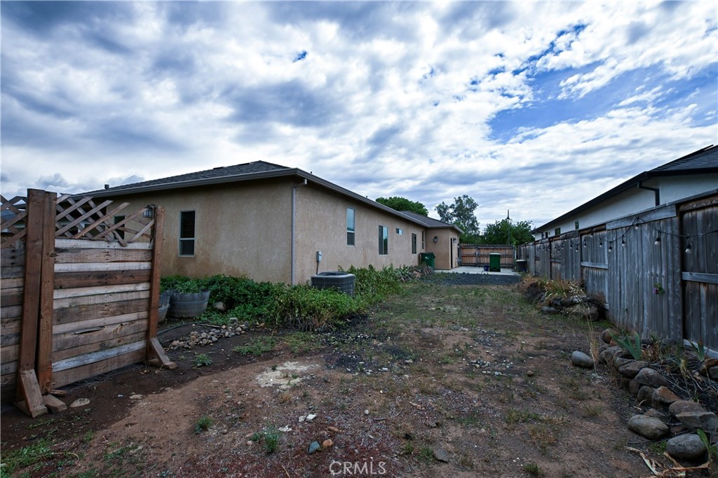 1654 Desert Spring Property Photo 6