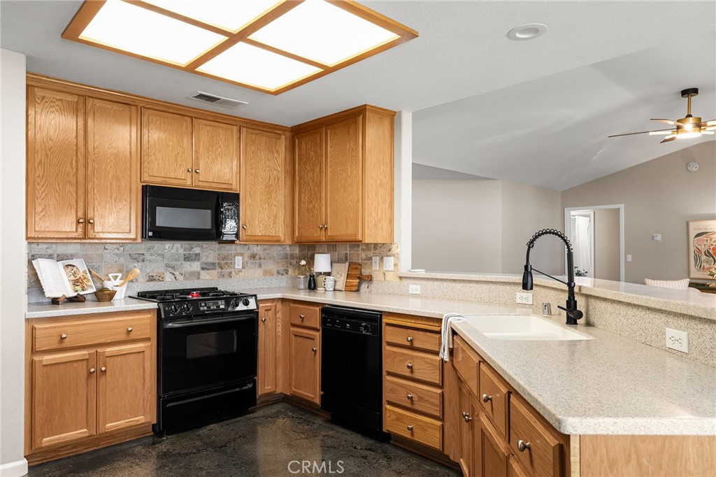 105 Emerald Lake Court Property Photo 12