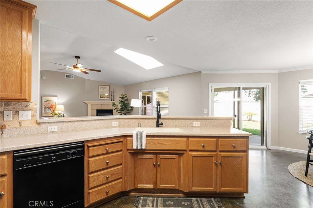 105 Emerald Lake Court Property Photo 14