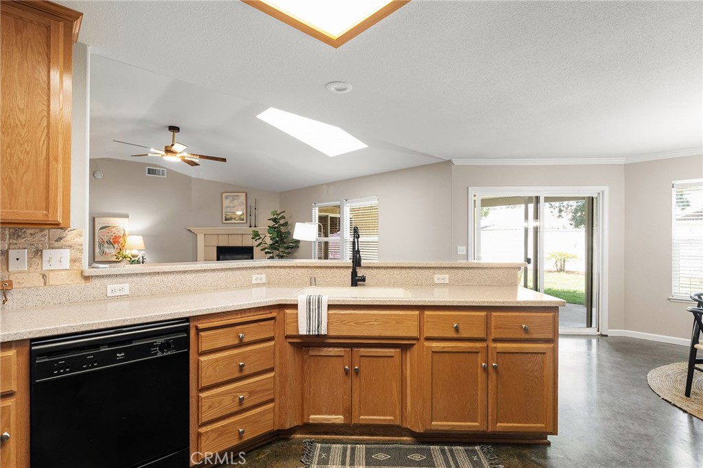105 Emerald Lake Court Property Photo 14