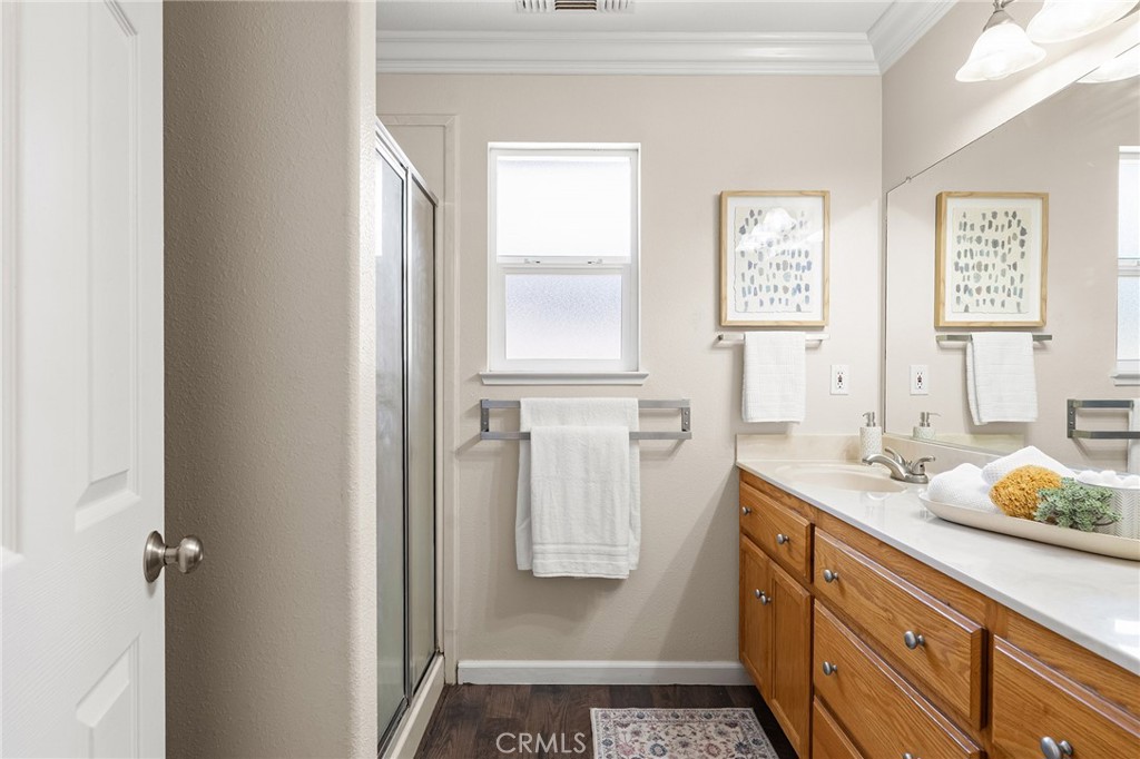 105 Emerald Lake Court Property Photo 27