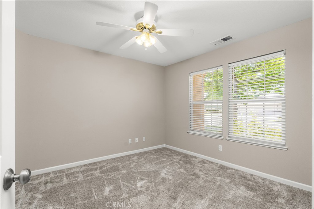 105 Emerald Lake Court Property Photo 28