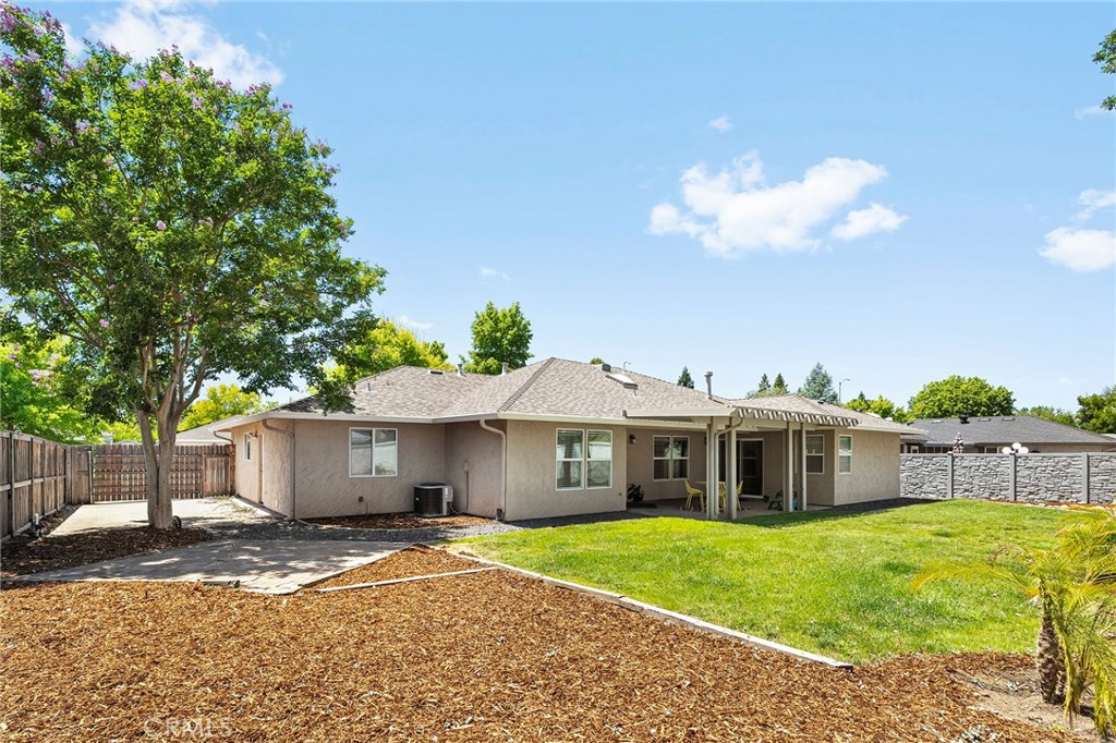 105 Emerald Lake Court Property Photo 41
