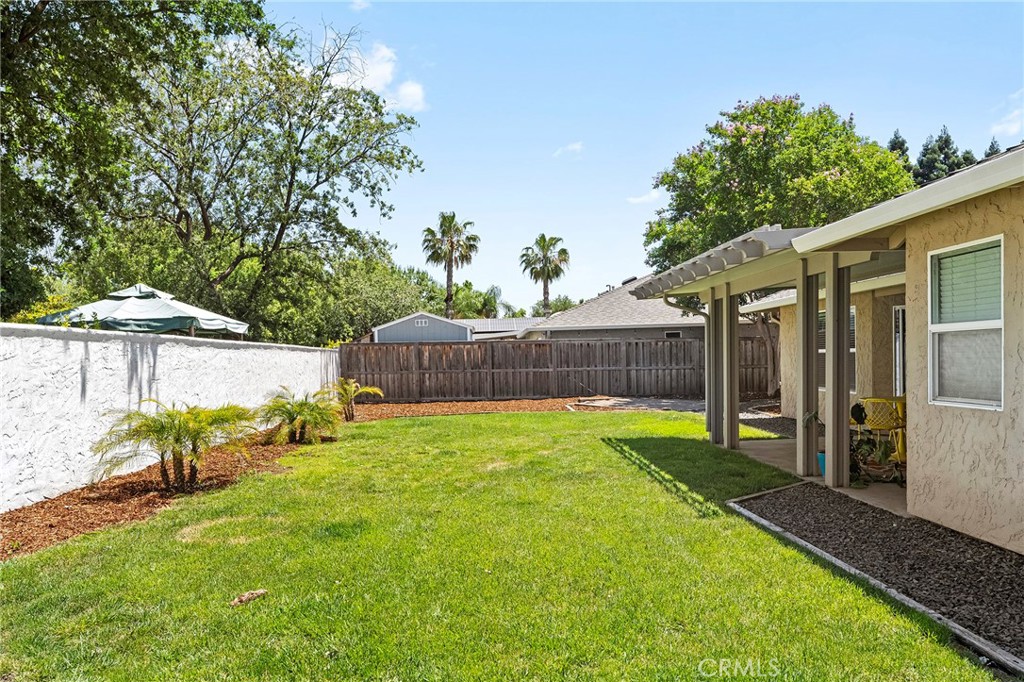 105 Emerald Lake Court Property Photo 42