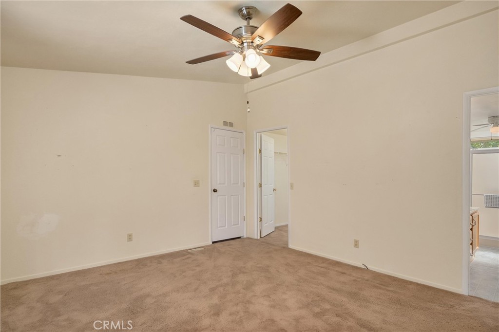 2050 Springfield Drive 207 Property Photo 24