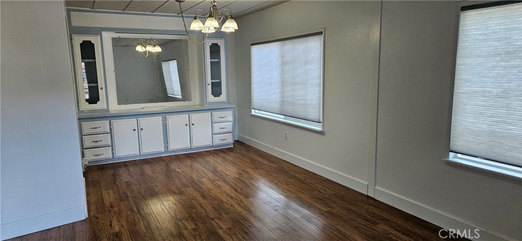 2920 Clark C12 Property Photo 4