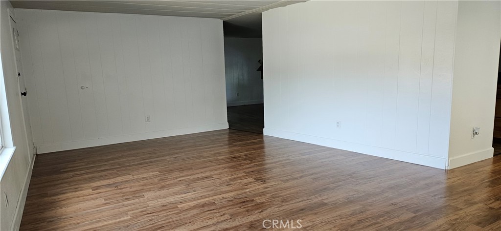2920 Clark C12 Property Photo 6