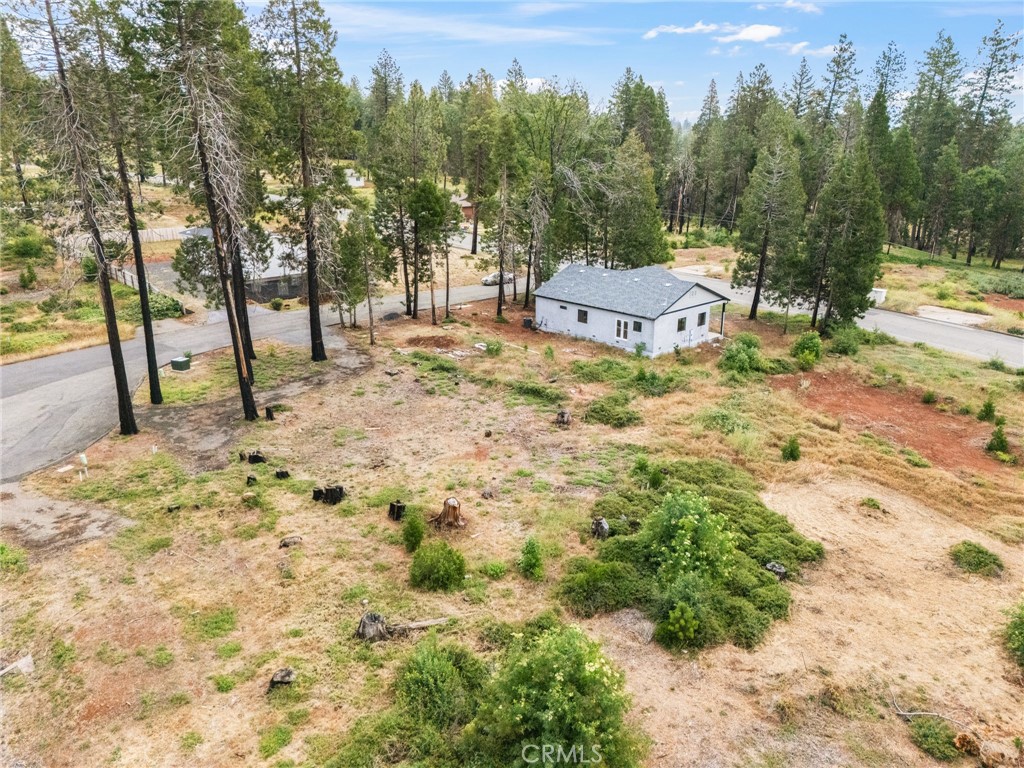 13765 Finch Ct Property Photo 6