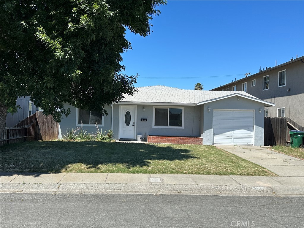 309 N Merrill Avenue Property Photo 2
