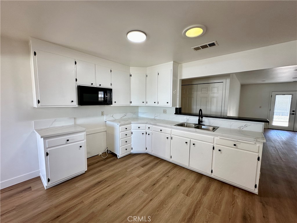 309 N Merrill Avenue Property Photo 13