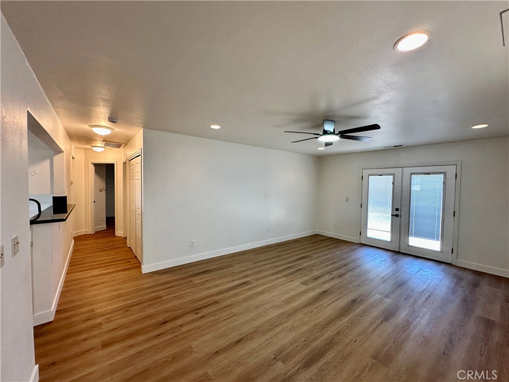 309 N Merrill Avenue Property Photo 18