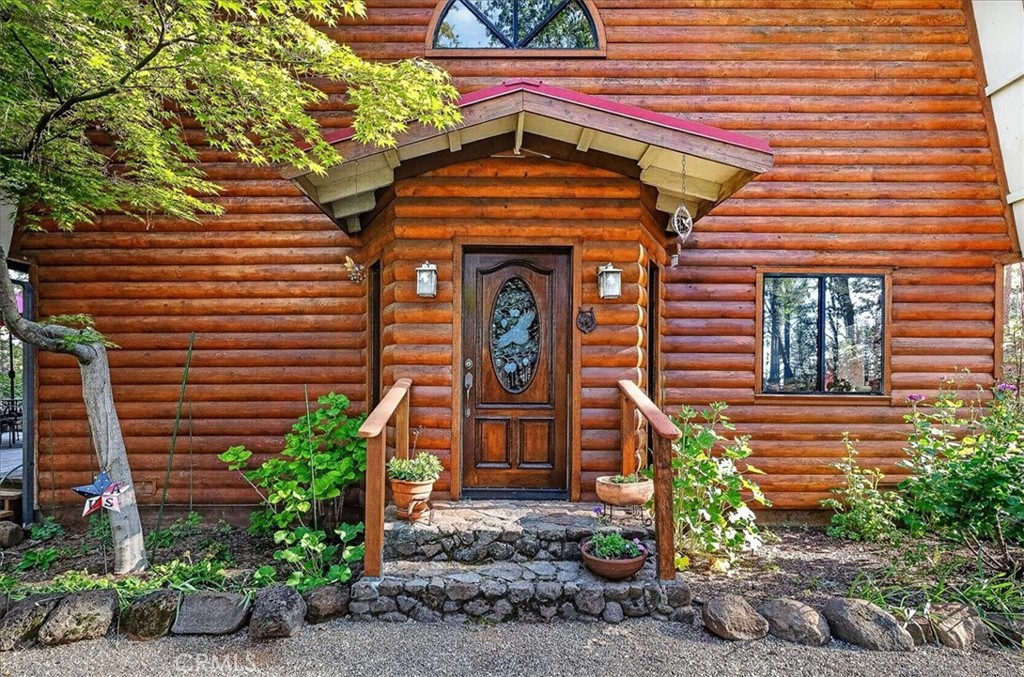16 Mendocino Property Photo 2