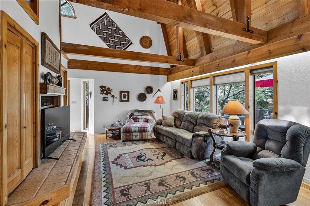 16 Mendocino Property Photo 14