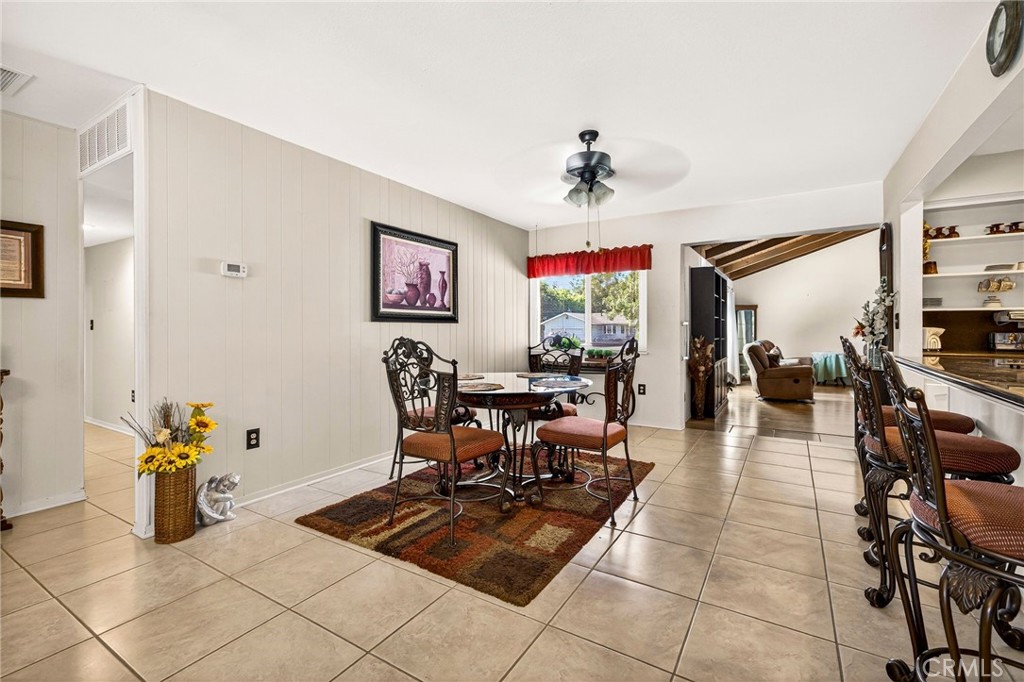 905 First Avenue Property Photo 18