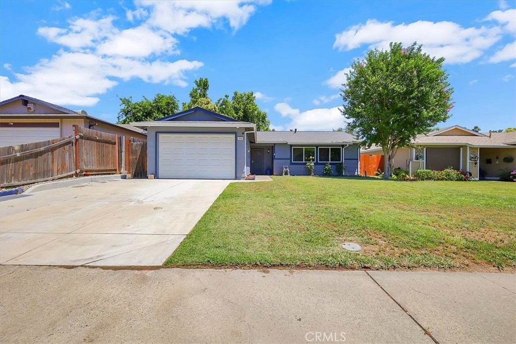 7048 Kilkenny Dr Property Photo 2